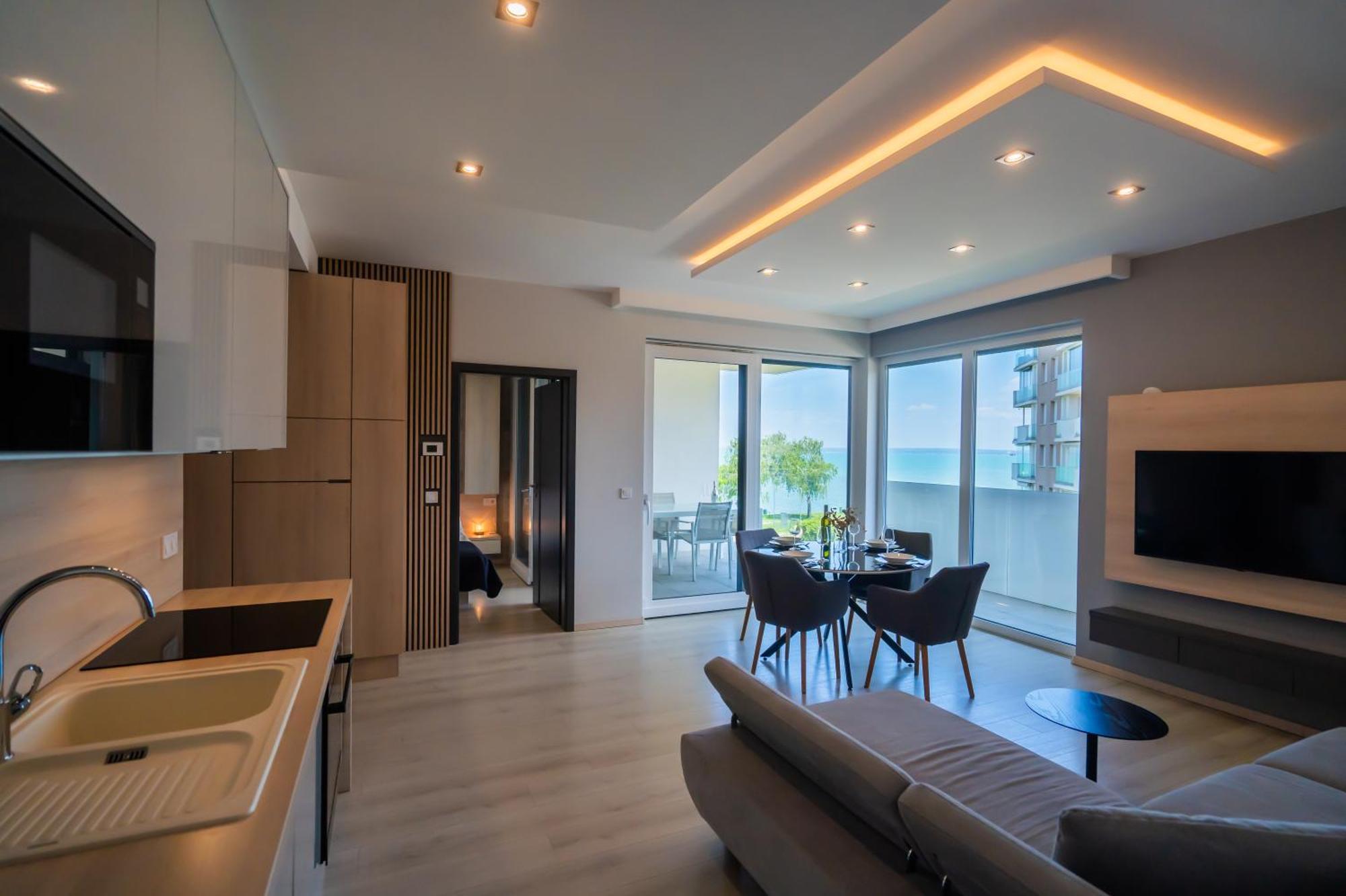 Myflat Casa Galerius Apartment Siofok Ngoại thất bức ảnh