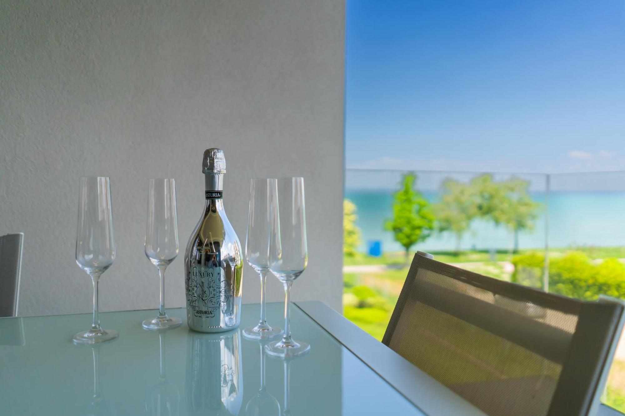 Myflat Casa Galerius Apartment Siofok Ngoại thất bức ảnh