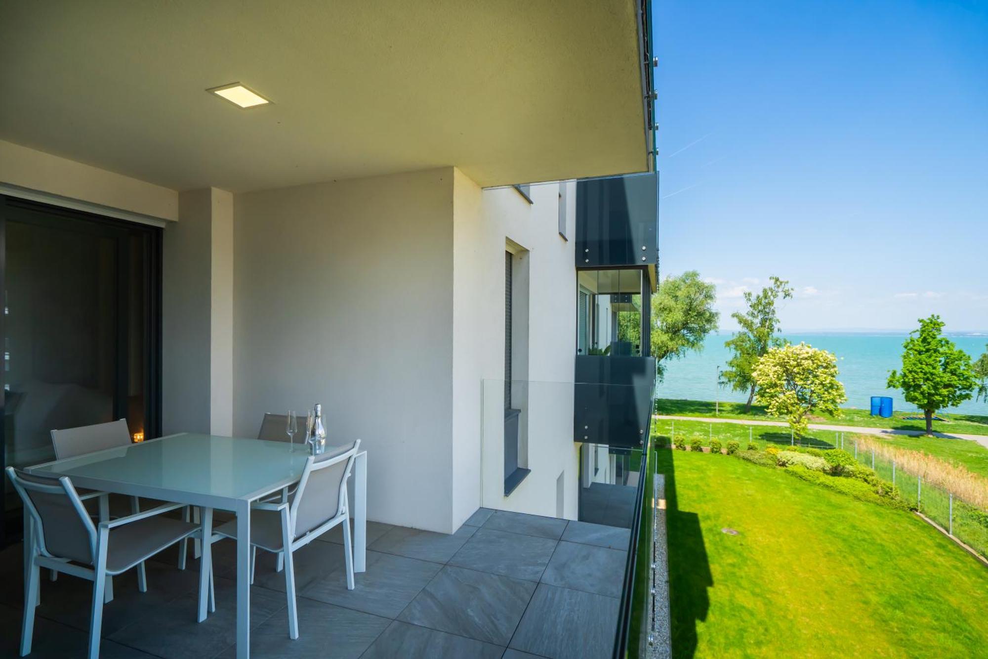 Myflat Casa Galerius Apartment Siofok Ngoại thất bức ảnh