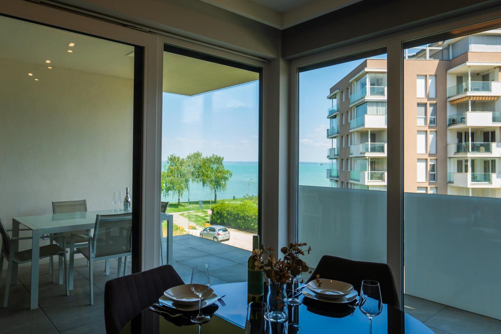 Myflat Casa Galerius Apartment Siofok Ngoại thất bức ảnh