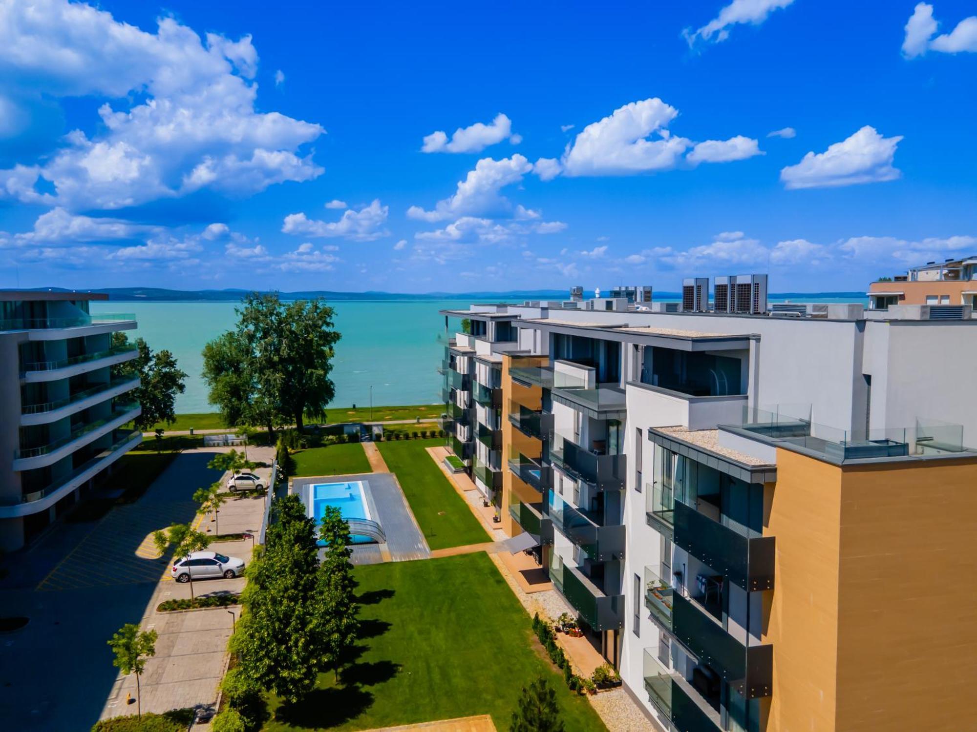 Myflat Casa Galerius Apartment Siofok Ngoại thất bức ảnh